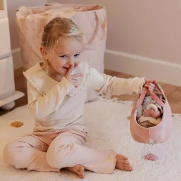 Igrače za punčke Little Dutch Rosa v košari
