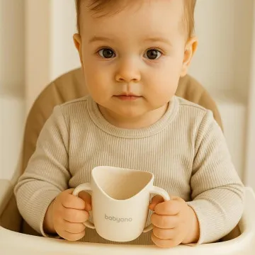 Babyono Ergonomic FLOW lonček za pitje iz odprtega lončka