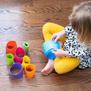 FAT BRAIN TOYS Igrače za 3 leta Spiroku