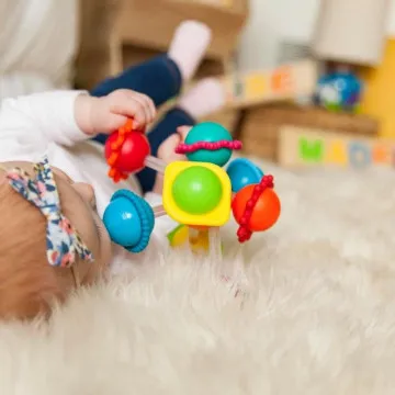 FAT BRAIN TOYS Igrače za 1 leto Wimzle