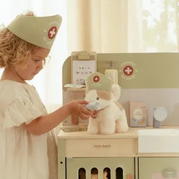 Lesena igrača veterinar za otroke 3+ Little Dutch