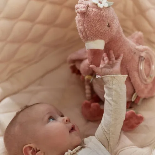 Senzorična igrača za dojenčke Little Dutch Flamingo z grizalom