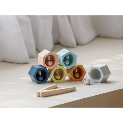 PLAN TOYS Lesene čebelice Pastel